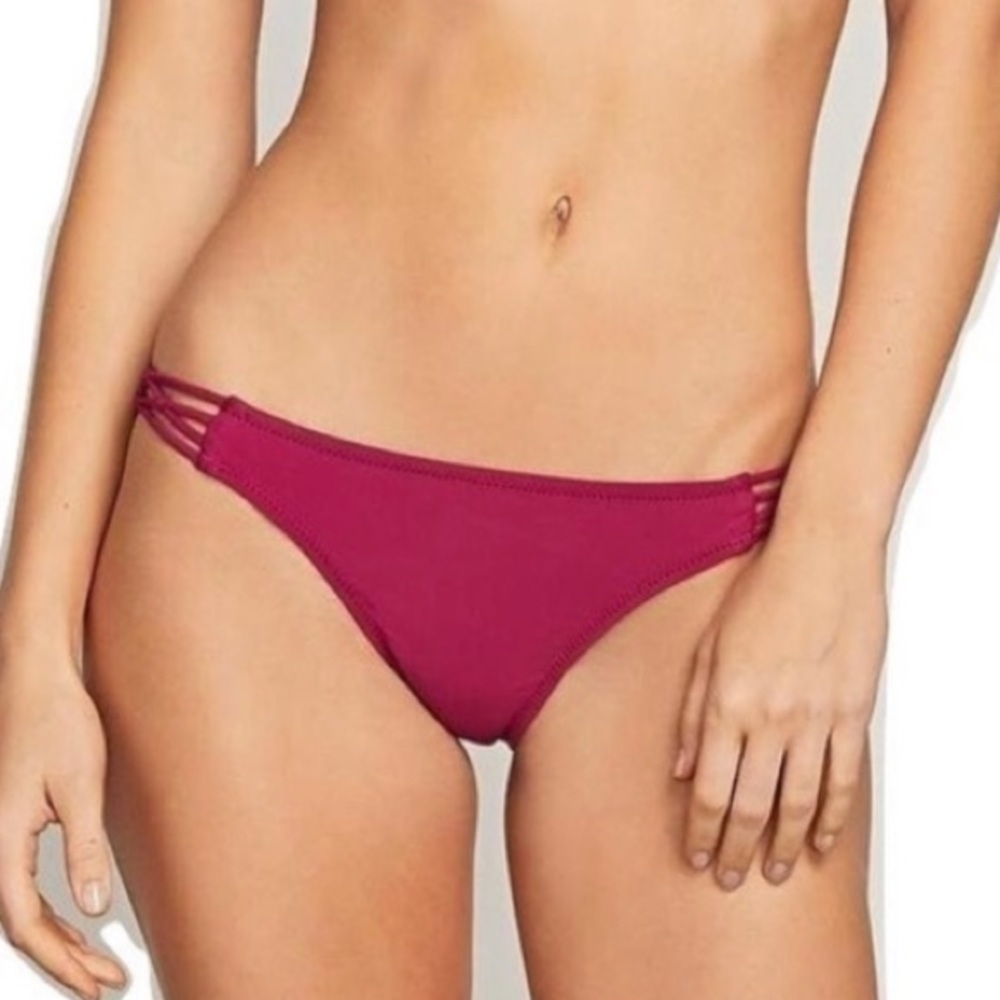 NWT Volcom Simply Solid Full Coverage Swim Bottom
